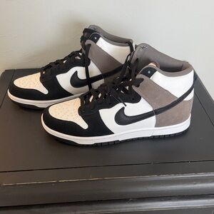 Nike Dunk by You ‘Mocha’.  Black, White, and ‘mocha’ Sneakers size 11.